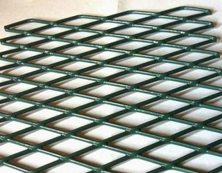 0,3 mm-8 mm metaal geëxpandeerd gaasnet door plastic corrosiebestendig te dompelen