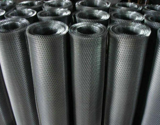Anti-slip slijtvaste geëxpandeerde stalen gaasplaat 4 mm-100 mm